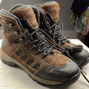 Cabela's men's 9 1/2 D Thinsulate Ultra